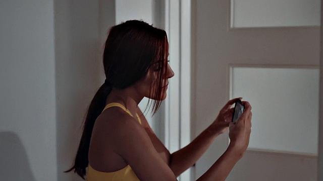 Redhead stepdaughter fucked in wet pussy in missionary