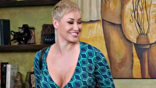 Wild MILF seduced by petite after massaging