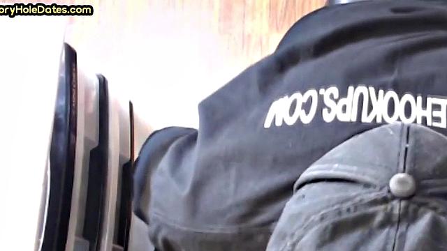 Homemade blowjob loving DILF sucks cock in gloryhole