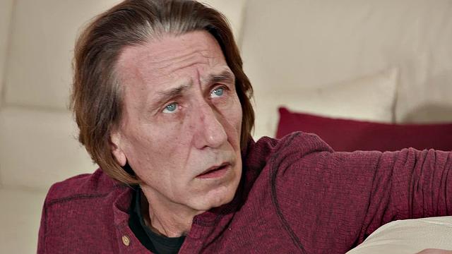 Эмма Старлетто доводит Стива до безумия своей мокрой киской и дерзким взглядом