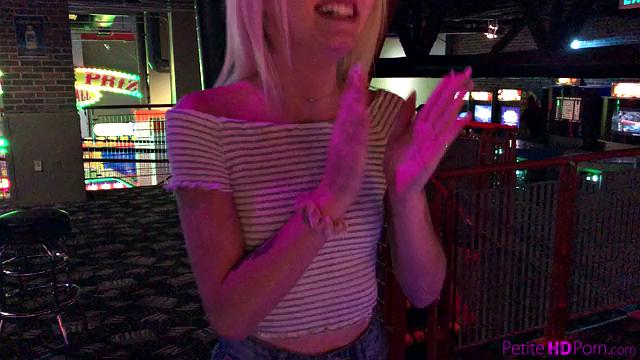 Dating My Step Sister - S20:E3