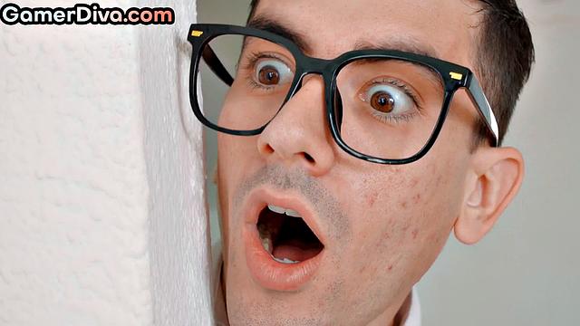 Stunning babes smashed in 3way