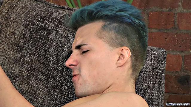 Axel Blaise gives Jake Ryder a hard fuck