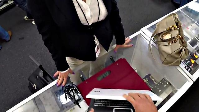 Pawnshop MILF loves fucking in pussy by big cock