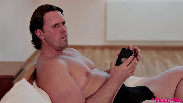 Walking In On My Stepdaughter - S26:E4