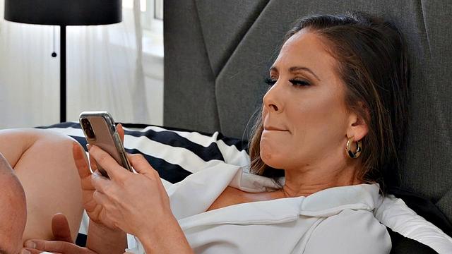 Playing Hookup With The Hookup