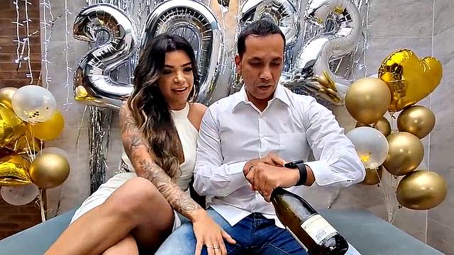 Real Brazilian tgirl jerking and teasing