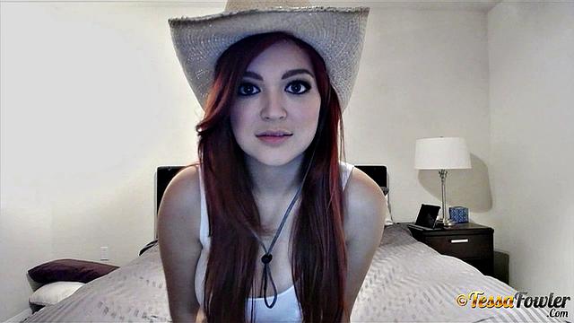 Tessa Fowler - Webcam 6