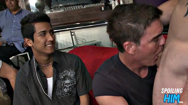 Pervy guests sucking strippers