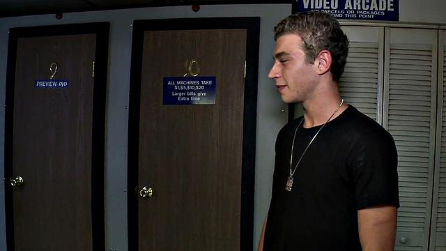 Fooled str8 gets gloryhole BJ in secret room till cum