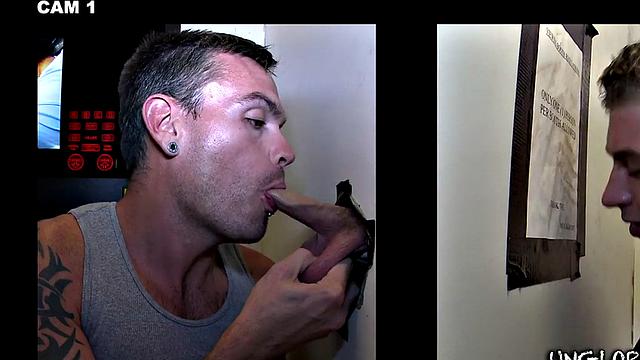 Fooled str8 gets gloryhole BJ in secret room till cum