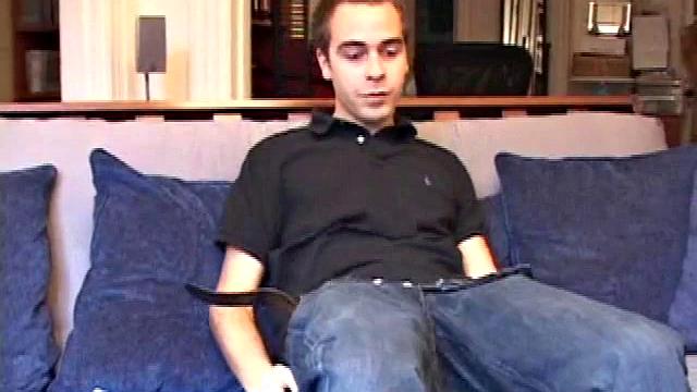 Straight Guy Vincenzo Jacking Off