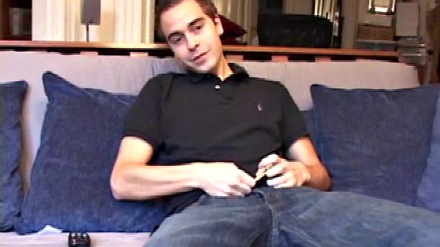 Straight Guy Vincenzo Jacking Off