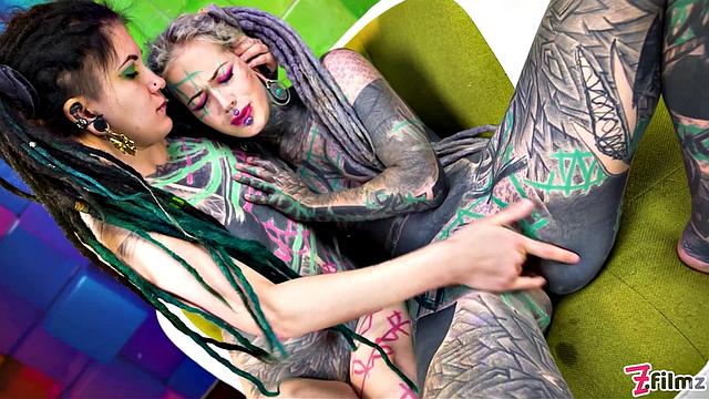 Alternative Teen Threesome With Anal Gapes And Facial