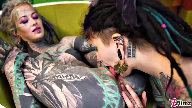 Alternative Teen Threesome With Anal Gapes And Facial