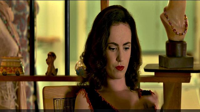 Karen Gillan nude ass