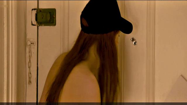 Karen Gillan nude ass