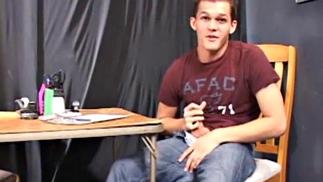 Nick Self Sucks and Receives Handjob