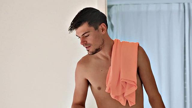 FOOTSIE BABES - Horny Eveline Dellai Gets Her Feet Licked And Tight Ass Plumbed