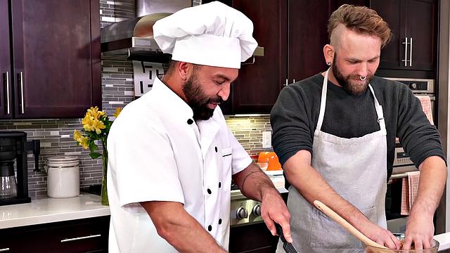 Turkey Stuffed Check - Dominic Pacifico, Josh Mikael - FistingInferno