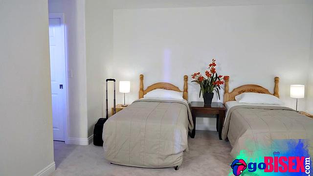 Horny trans babe in bisex 4some