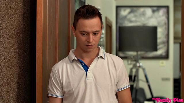 Step Sis Steals My Girlfriend - S16:E6