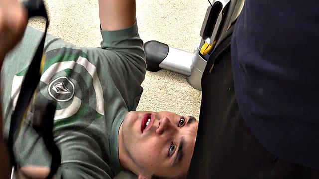 Gym nympho loves fucking petite stud in anal hole