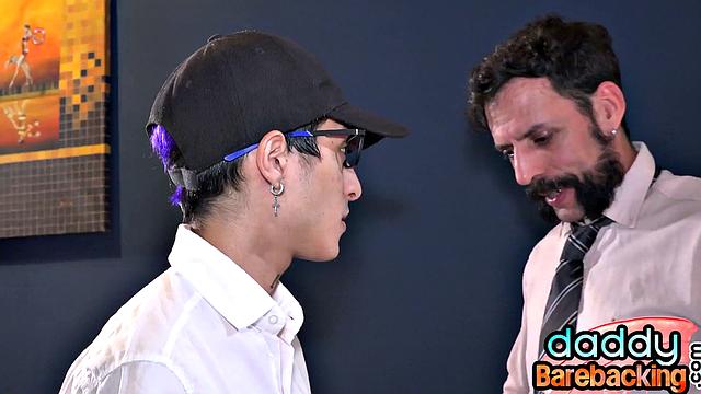 Tattooed DILF barebacks Latino twink in skinny asshole