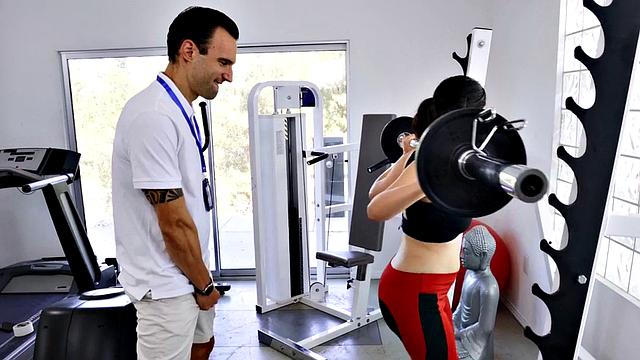 Babe loves fucking hardcore in tight pussy hole on BWC