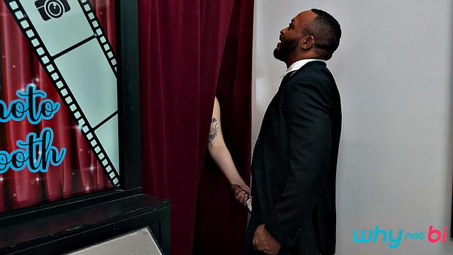 Public Pounding in Photobooth