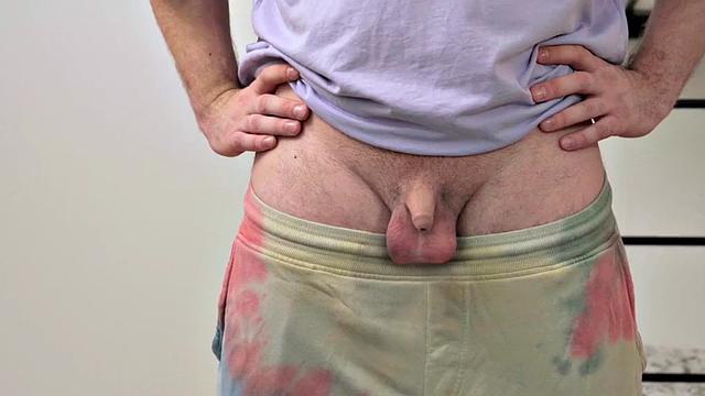 3some hostel babes drilled in FFM action after sucking