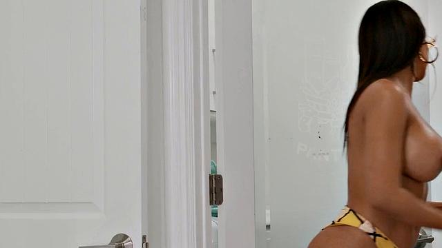 Oiled ebony pussy fucked by handyman