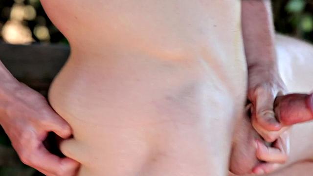 Muscled amateur fingers asshole outdoors for jizz