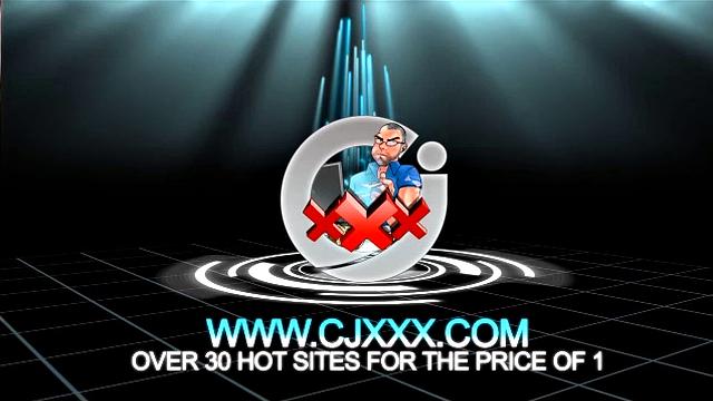 Смотри, как Джанни дрочит свой здоровый член для тебя