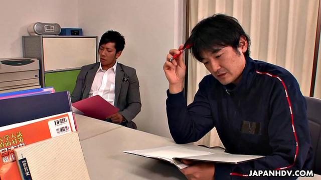Sensual Yuno Hoshi seduces two men in office