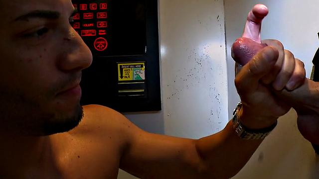 Real gloryhole straight guy fooled by bait