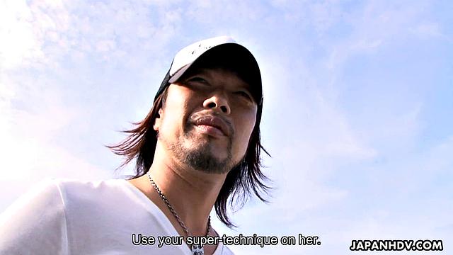 азиатская milf сдается страсти после горячего массажа