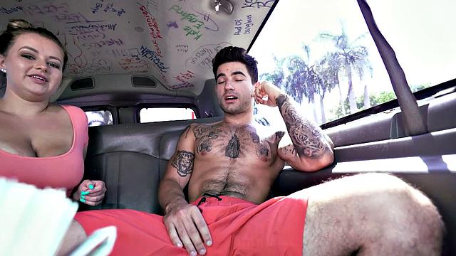 Str8 tattooed stud fucks muscled hunk in pickup for facial
