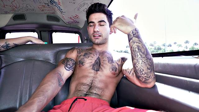 Str8 tattooed stud fucks muscled hunk in pickup for facial