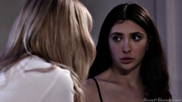 Айден Эшли и Джейн Уайлд соблазняют мужа на жёсткое групповое порно в тройке с Куинтоном Джеймсом.