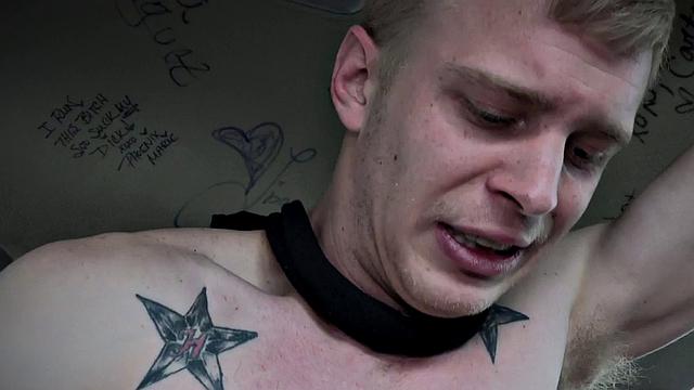 White stud fucks black ass in public outdoor van