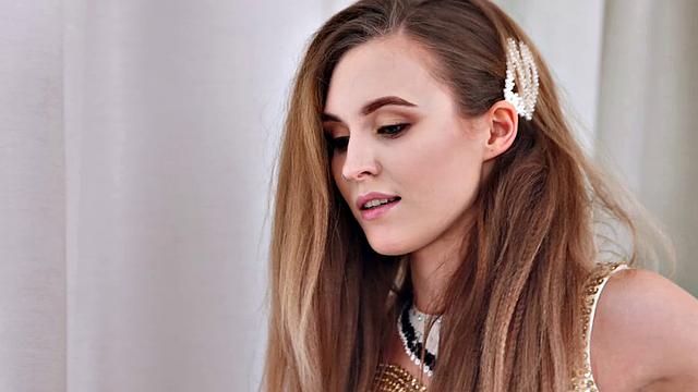 Dirty Flix - Mencia Francis - Gymnast fucked in a gym