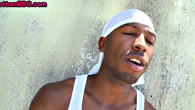 Real Black thug picked up and fucked outdoors