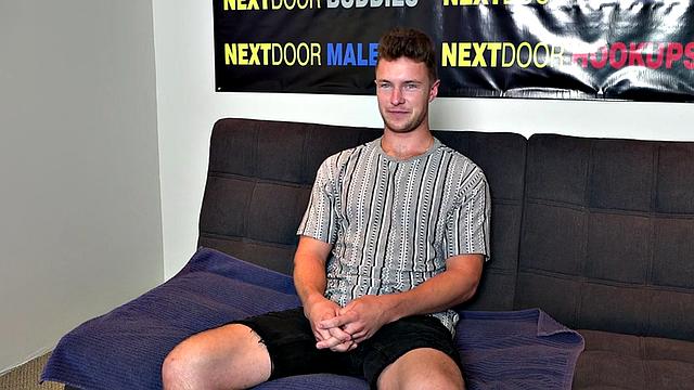 Amateur solo with hairy cock wanks rod on casting