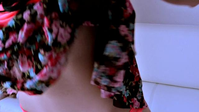 Toe-sucking Beauties