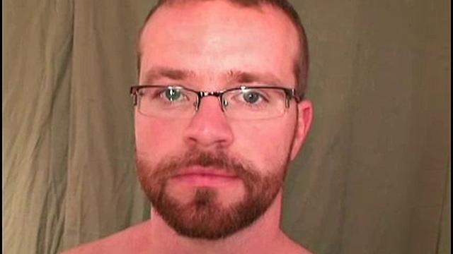 At 31 years old, 5' 11", and 180 pounds, this hunky construction worker is built to please. Masculine but humble and down to earth, Alan makes his living doing masonry work, but would like to get into straight porn.