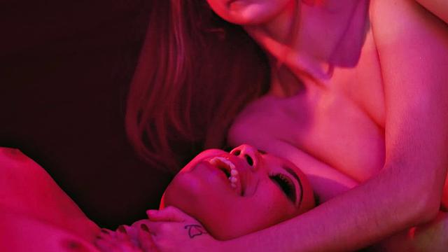 Wicked - Immerse Yourself In Hot And Juicy Threesome With Alexis Tae