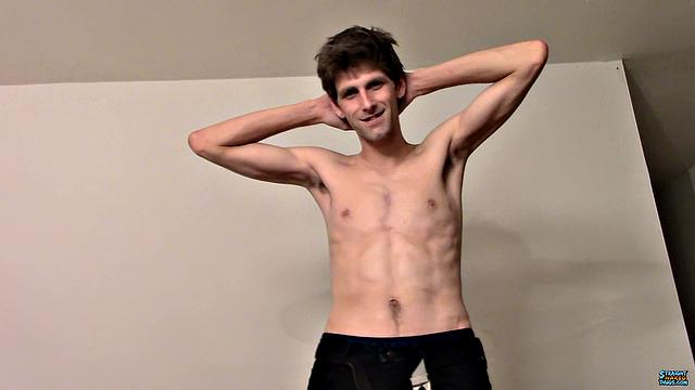 Apollo Delion Has a Bouncing Solo Session