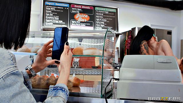 Fast Food Fight & **F**uck