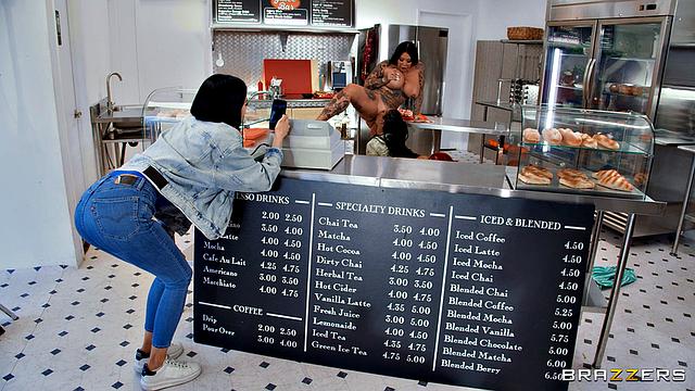 Fast Food Fight & **F**uck